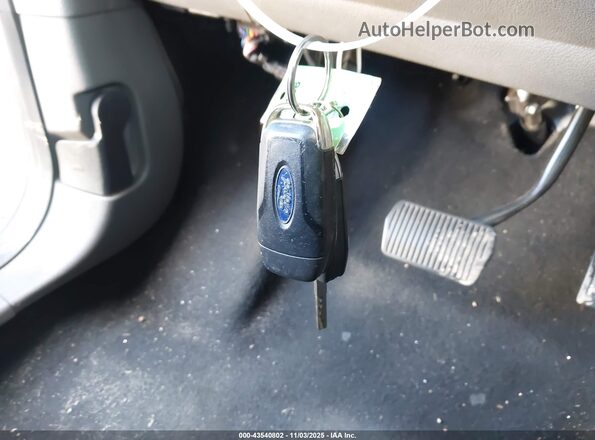 NM0LS7F22K1390067 2019 FORD TRANSIT CONNECT White Vista del salpicadero