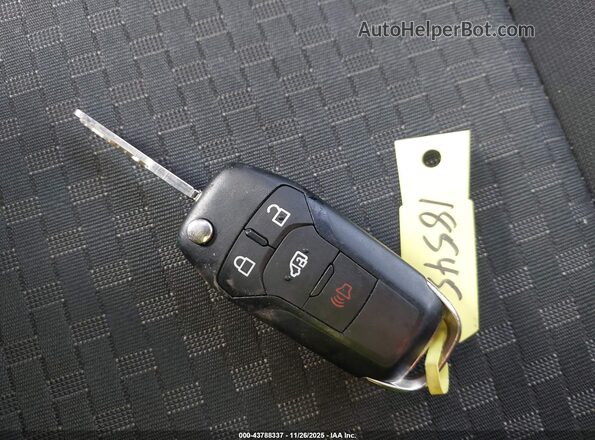 NM0LS7T2XP1556301 2023 FORD TRANSIT CONNECT Белый Вид панели приборов
