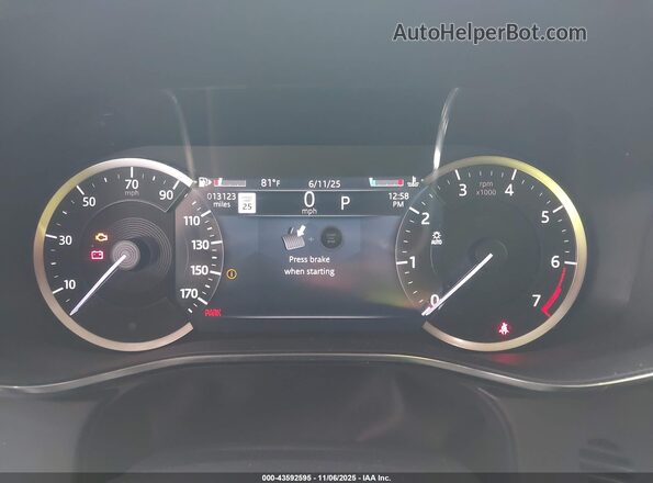 SADCJ2EX1PA711243 2023 JAGUAR F-PACE Красный Вид задних сидений