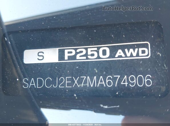 SADCJ2EX7MA674906 2021 JAGUAR F-PACE Black Вид підкапотного простору
