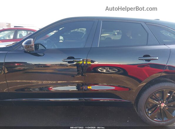 SADCJ2EX7MA674906 2021 JAGUAR F-PACE Black Панорамний вид салону 360°