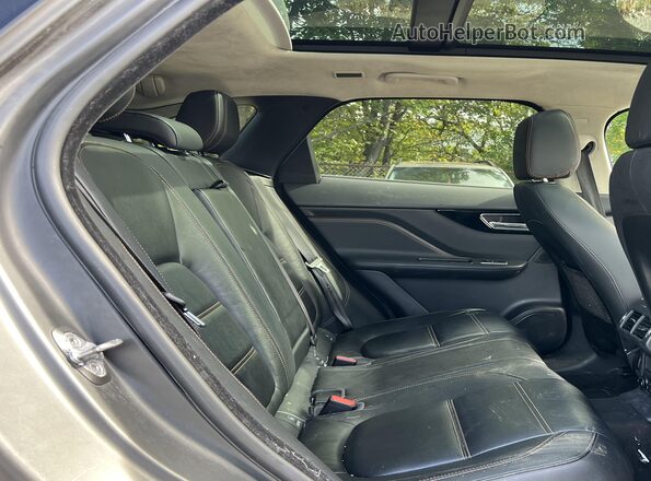 SADCK2FX1KA358328 2019 JAGUAR F-PACE Dark Blue Vista de los asientos traseros