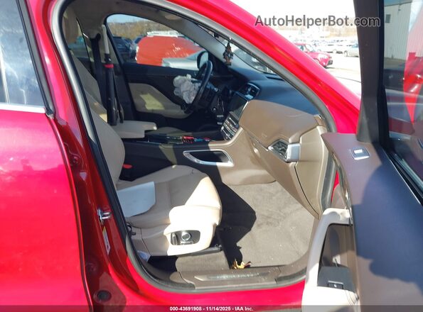 SADCK2FX7LA645318 2020 JAGUAR F-PACE Red Вид салону спереду