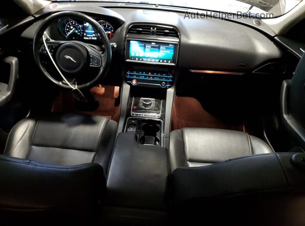 SADCS2FX6LA640546 2020 JAGUAR F-PACE Black Առջևի վահանակի տեսք