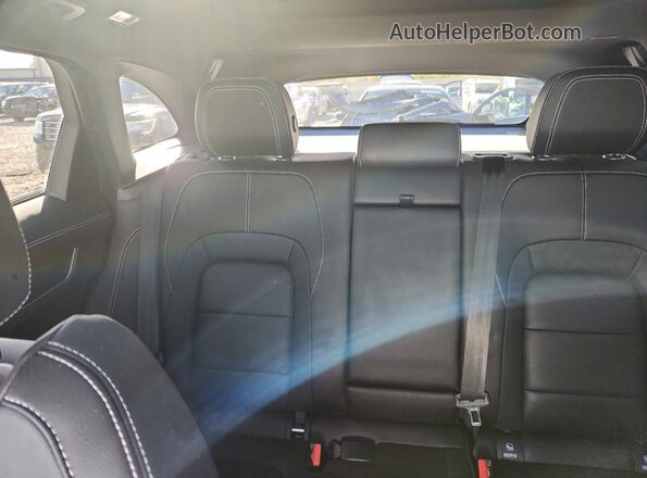 SADCT2EX1RA721123 2024 JAGUAR F-PACE White Вид задніх сидінь