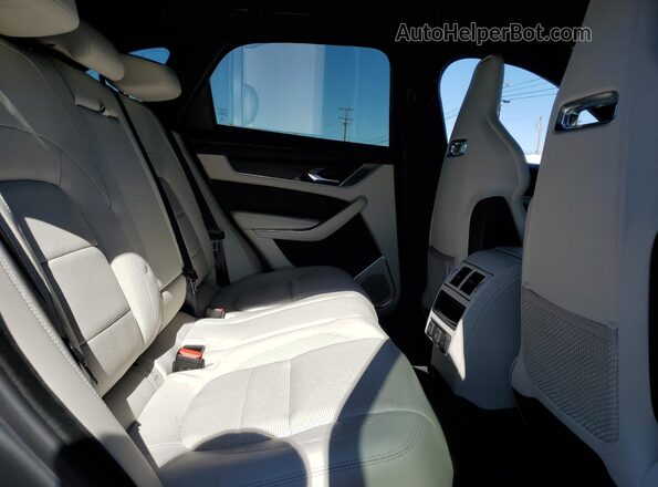 SADCT2EX7RA720428 2024 JAGUAR F-PACE Blue უკანა სალონის ხედი