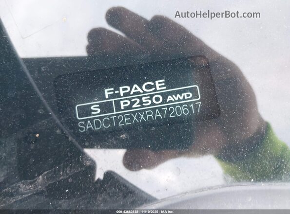 SADCT2EXXRA720617 2024 JAGUAR F-PACE Gray ძრავის განყოფილების ხედი