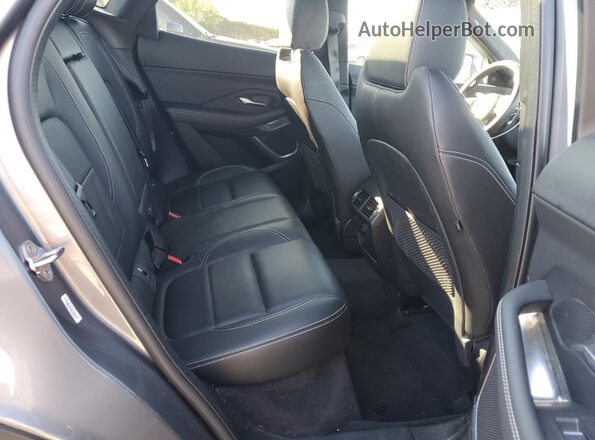 SADF12GX0M1021702 2021 JAGUAR E-PACE Silver Vista interior trasera