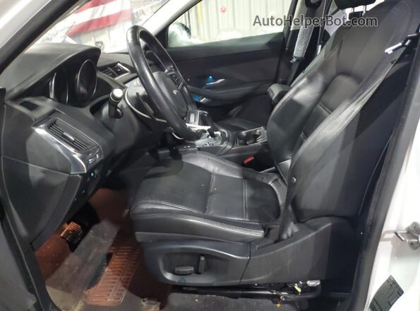 SADFJ2FX2K1Z42785 2019 JAGUAR E-PACE White Front interior view