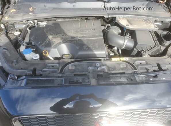 SADFK2FX5L1Z75861 2020 JAGUAR E-PACE Black Widok wnętrza z tyłu