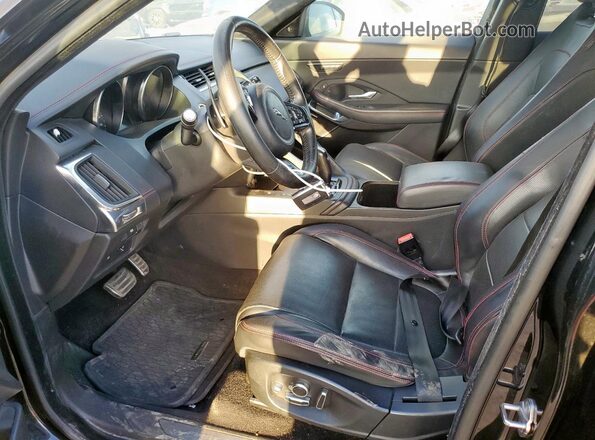 SADFL2FX1J1Z09835 2018 JAGUAR E-PACE Черный Вид салона спереди