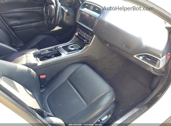 SAJAD4FX7KCP47313 2019 JAGUAR XF White 