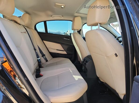 SAJAD4FX9KCP49449 2019 JAGUAR XF Черный Вид задних сидений