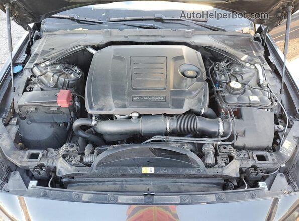 SAJAE4FX1LCP58015 2020 JAGUAR XF Gray Widok wnętrza z tyłu