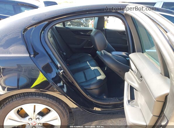 SAJAE4FX5LCP58552 2020 JAGUAR XF Black Widok naklejki z numerem VIN