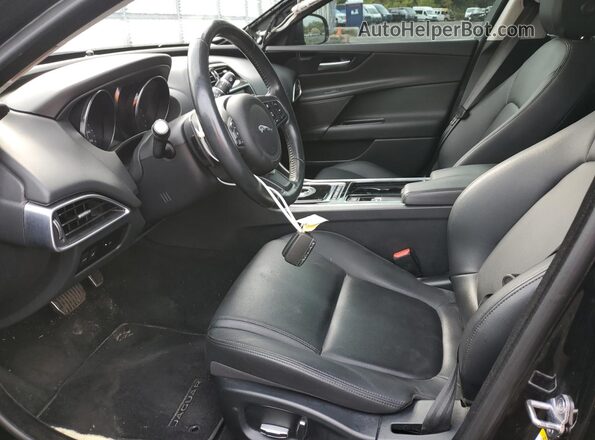 SAJAJ4FX7KCP43898 2019 JAGUAR XF Черный Вид салона спереди
