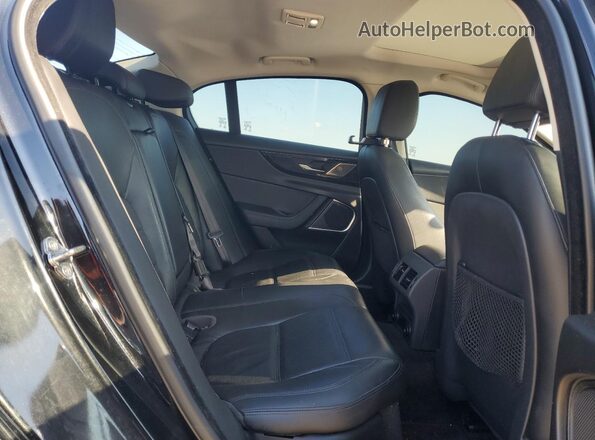 SAJAJ4FX8LCP55589 2020 JAGUAR XF Черный Вид задних сидений