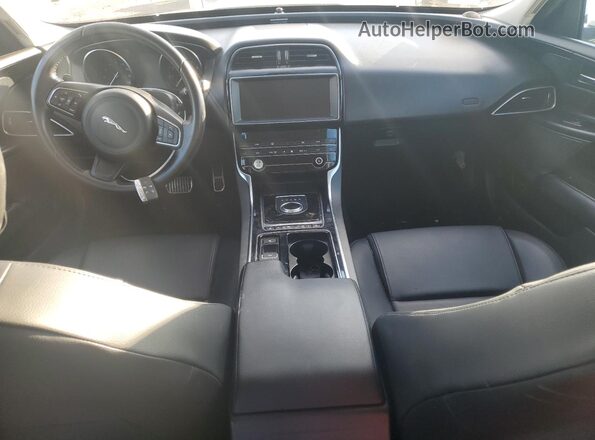SAJAS4FXXKCP52706 2019 JAGUAR XF Белый Вид панели приборов