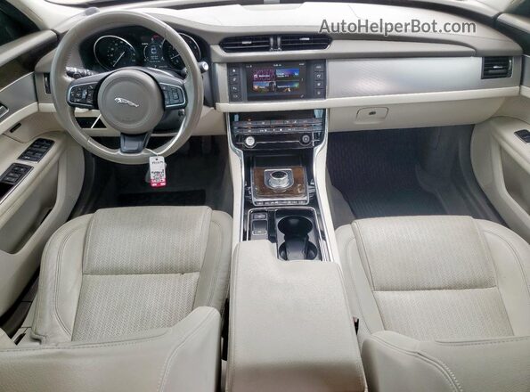 SAJBE4BV2GCY08323 2016 JAGUAR XF Бордовый Вид панели приборов