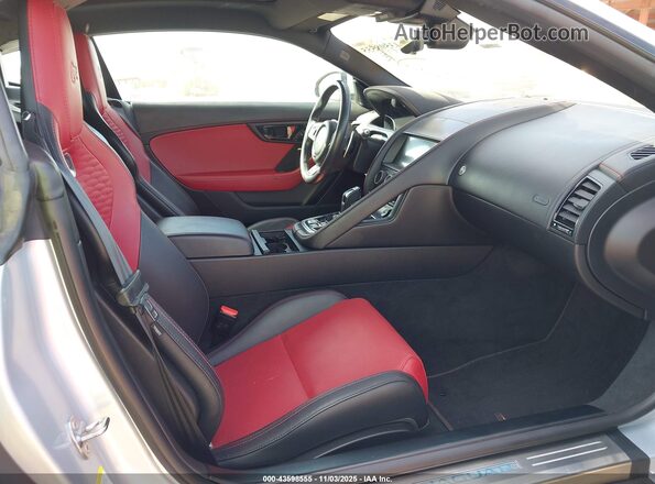 SAJD51FE0MCK70699 2021 JAGUAR F-TYPE Silver Вид салону спереду