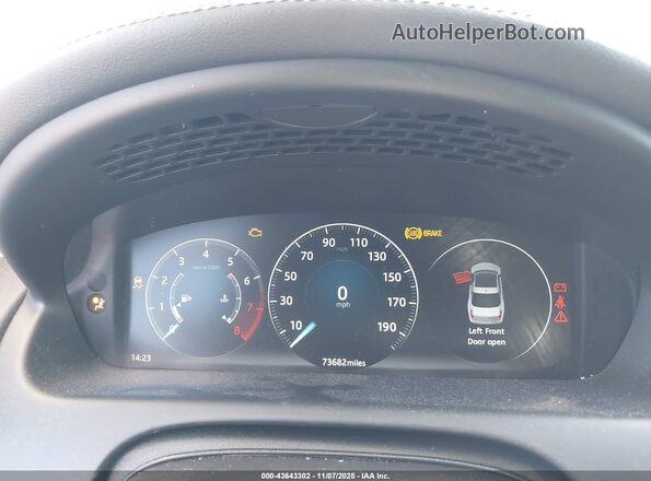 SAJWA1CE6GMV94084 2016 JAGUAR XJ White უკანა სავარძლების ხედი