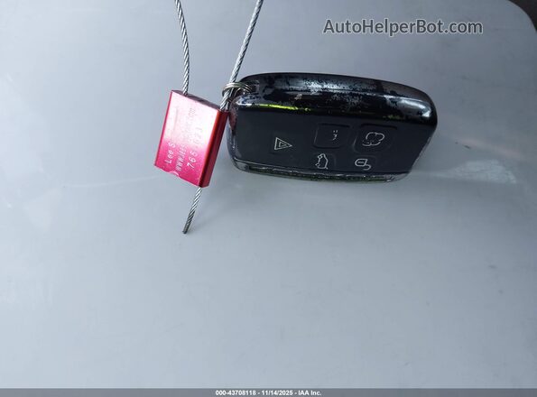 SAJWA6AT4G8K32794 2016 JAGUAR F-TYPE Red Vista del salpicadero