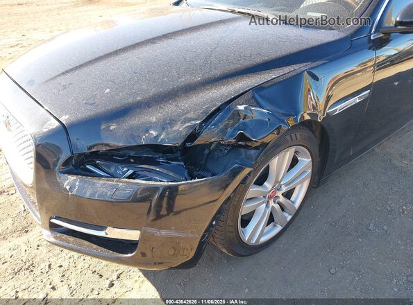 SAJWJ2GD1G8W00339 2016 JAGUAR XJ Black Front view