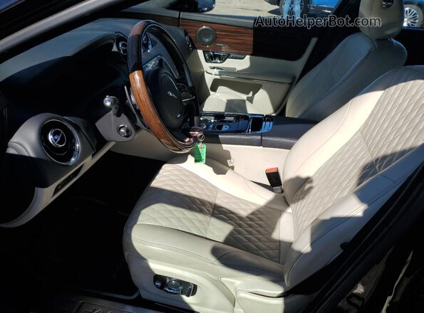 SAJWJ2GD7H8W09418 2017 JAGUAR XJL Black Вид салону спереду