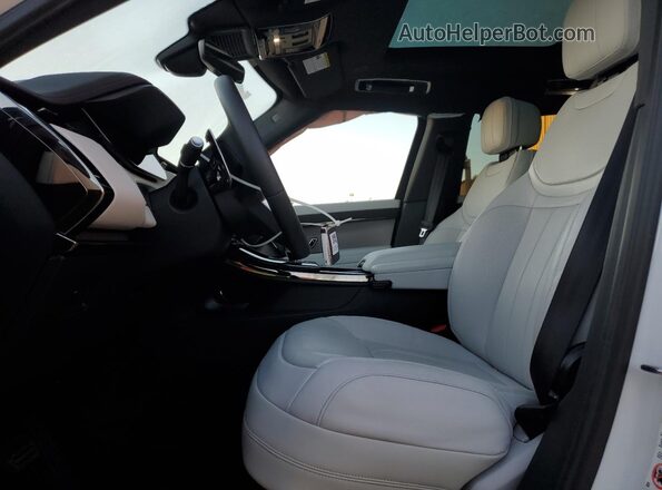 SAL1P9EU6SA439385 2025 LAND ROVER RANGE White Widok wnętrza z przodu