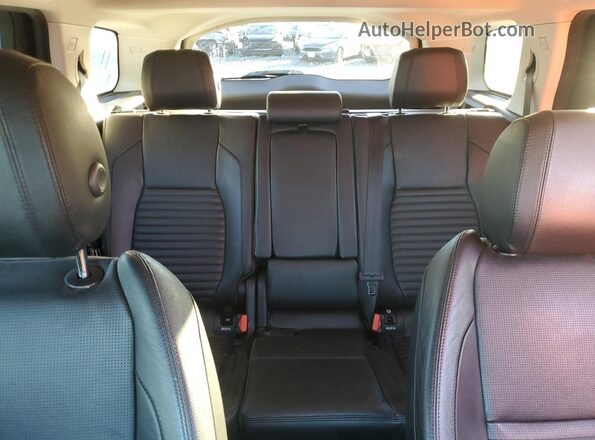 SALCP2FX5LH860824 2020 LAND ROVER DISCOVERY Black Widok tylnych siedzeń