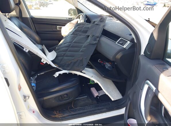 SALCP2RX2JH747714 2018 LAND ROVER DISCOVERY SPORT White Front interior view