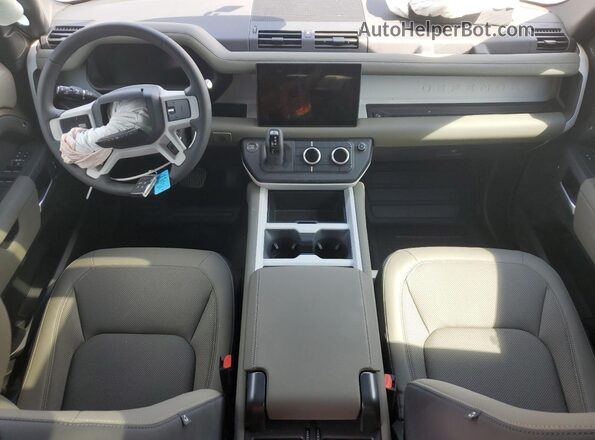 SALE27EU2S2462855 2025 LAND ROVER DEFENDER Green Widok deski rozdzielczej