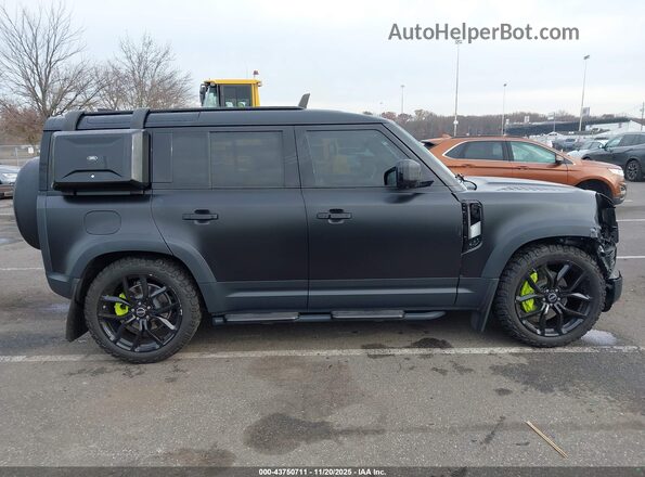 SALE9EEU4L2017714 2020 LAND ROVER DEFENDER Black Widok wnętrza z tyłu