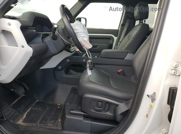 SALEJ7EX2R2258239 2024 LAND ROVER DEFENDER Белый Вид салона спереди