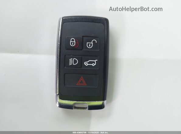 SALEJ7EX6P2107465 2023 LAND ROVER DEFENDER White წინა პანელის ხედი