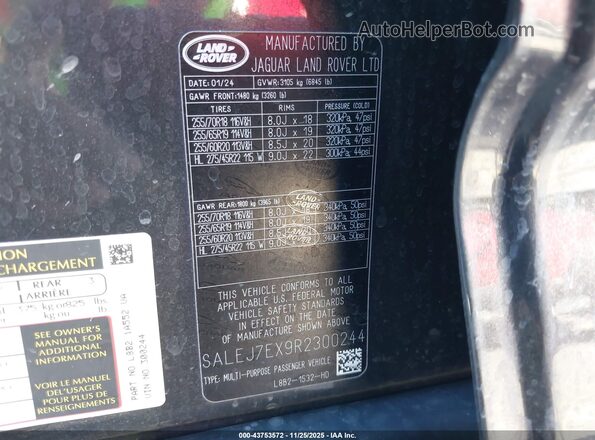 SALEJ7EX9R2300244 2024 LAND ROVER DEFENDER Black ძრავის განყოფილების ხედი