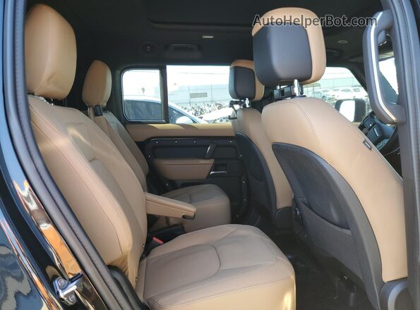 SALEJFFU1S2407065 2025 LAND ROVER DEFENDER Black Вид задньої частини салону