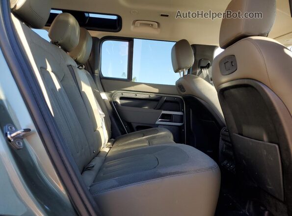 SALEP7EU2L2010018 2020 LAND ROVER DEFENDER Green Rear interior view