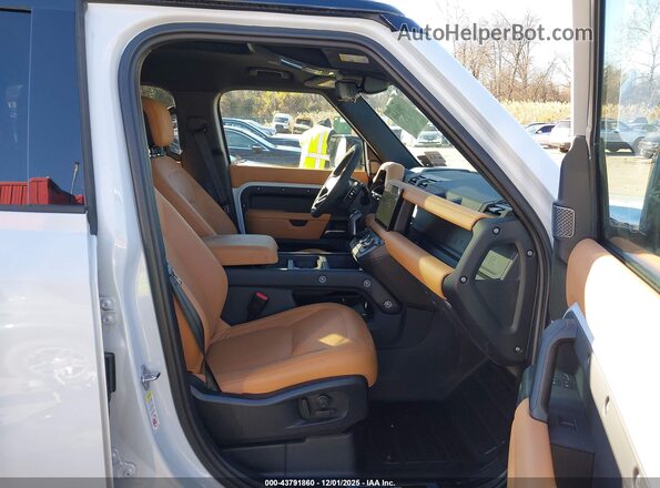SALEWEEEXP2217830 2023 LAND ROVER DEFENDER White Vista interior delantera