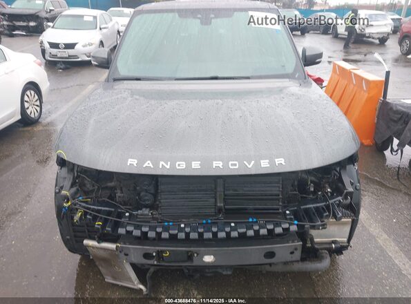 SALGS2FKXHA322009 2017 LAND ROVER RANGE ROVER Gray Rear interior view