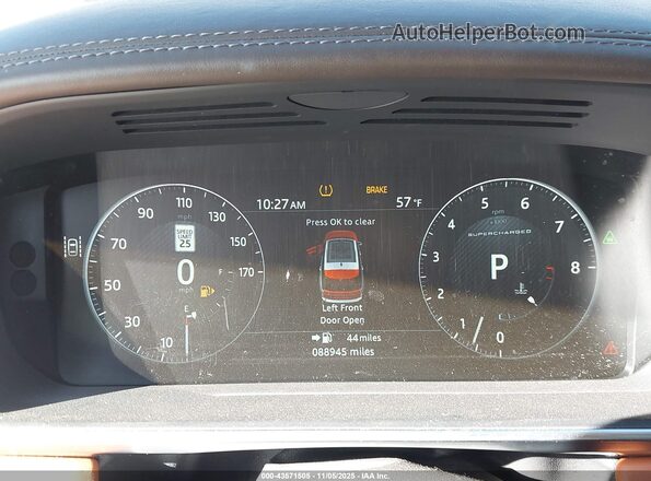 SALGW3FE3HA343725 2017 LAND ROVER RANGE ROVER White Հետևի նստատեղերի տեսք