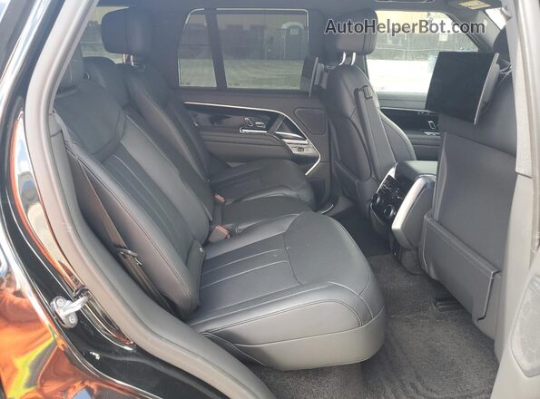 SALK19E74PA087561 2023 LAND ROVER RANGE Black Widok wnętrza z tyłu