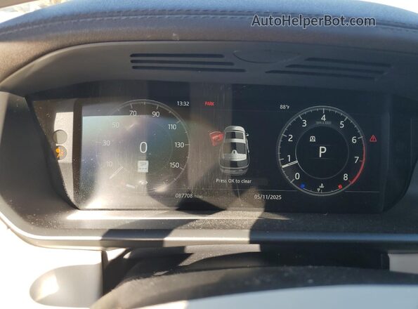 SALRT2RV3JA072534 2018 LAND ROVER DISCOVERY White ხელსაწყოთა პანელის ხედი