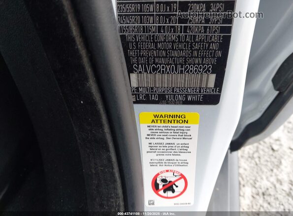 SALVC2RX0JH286923 2018 LAND ROVER RANGE ROVER EVOQUE White Widok komory silnika