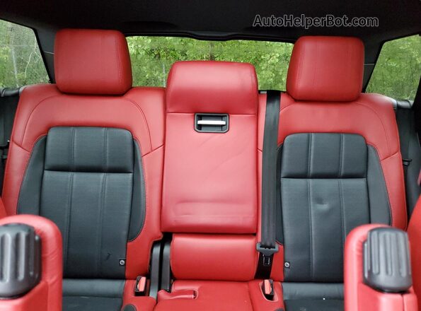 SALWV2SV2JA411758 2018 LAND ROVER RANGE Белый Вид задних сидений