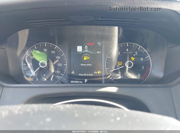 SALYB2EXXLA276157 2020 LAND ROVER RANGE ROVER VELAR Silver Widok tylnych siedzeń