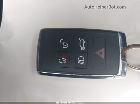 SALYJ2EX8NA346955 2022 LAND ROVER RANGE ROVER VELAR White Dashboard view