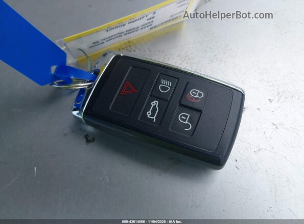 SALYL2EX1SA395470 2025 LAND ROVER RANGE ROVER VELAR Черный Вид панели приборов