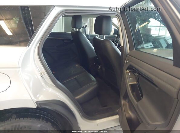 SALZJ2FX5MH139139 2021 LAND ROVER RANGE ROVER EVOQUE Silver Widok naklejki z numerem VIN