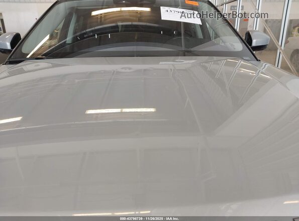 SALZJ2FX5MH139139 2021 LAND ROVER RANGE ROVER EVOQUE Silver Widok z przodu